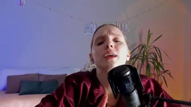 Image 8 of oakley_galore Stream on Chaturbate on 16 months ago