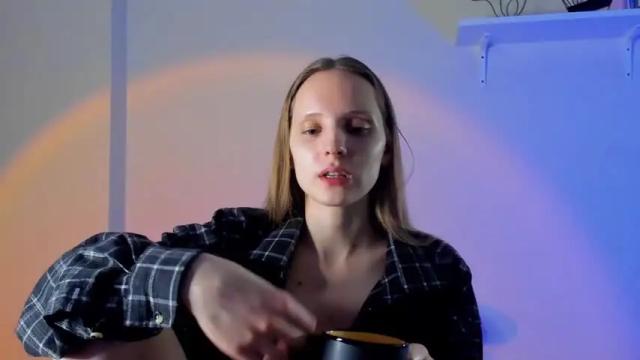 Image 7 of oakley_galore Stream on Chaturbate on 14 months ago