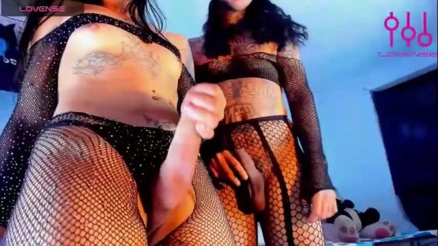 Image 2 of ocampo_doll Stream on Chaturbate on 1 month ago