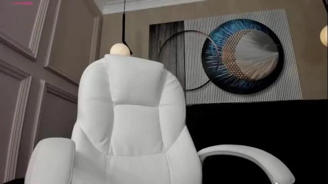 Image 2 of octavia_rouse Stream on Chaturbate on 2 months ago