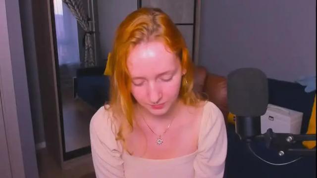 Image 12 of oddlyfamiliar Stream on Chaturbate on 3 months ago