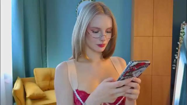 Image 6 of odeliabrownell Stream on Chaturbate on 5 months ago