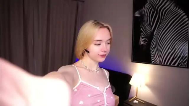 Image 8 of odeliadearborn Stream on Chaturbate on 4 months ago