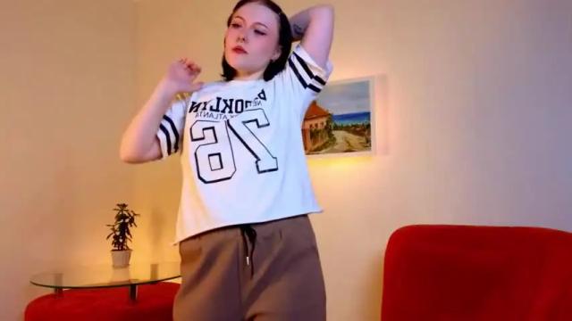 Image 4 of odelindahiggins Stream on Chaturbate on 13 months ago