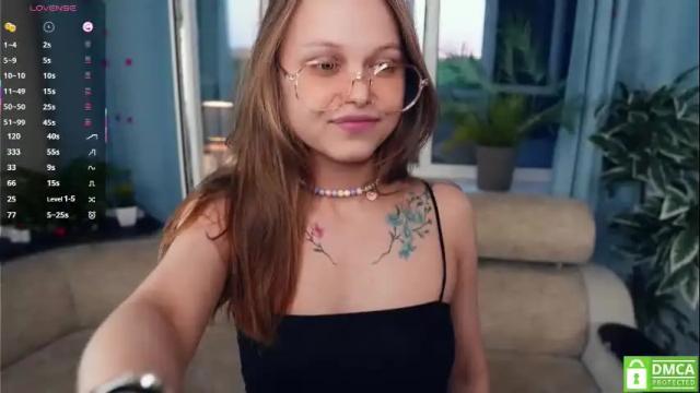 Image 4 of odellabowman Stream on Chaturbate on 3 months ago