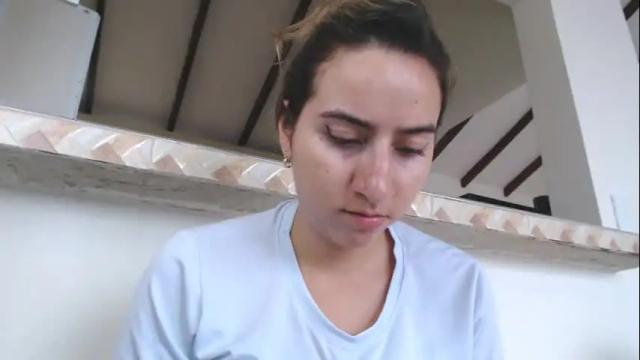 Image 12 of odette_brigh_ Stream on Chaturbate on 1 month ago