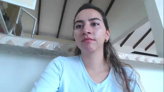 Image 2 of odette_brigh_ Stream on Chaturbate on 1 month ago