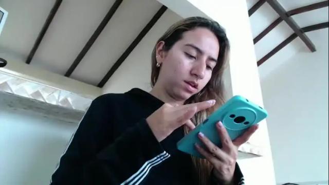 Image 11 of odette_brigh_ Stream on Chaturbate on 1 month ago