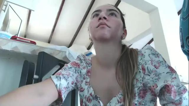Image 11 of odette_brigh_ Stream on Chaturbate on 26 days ago