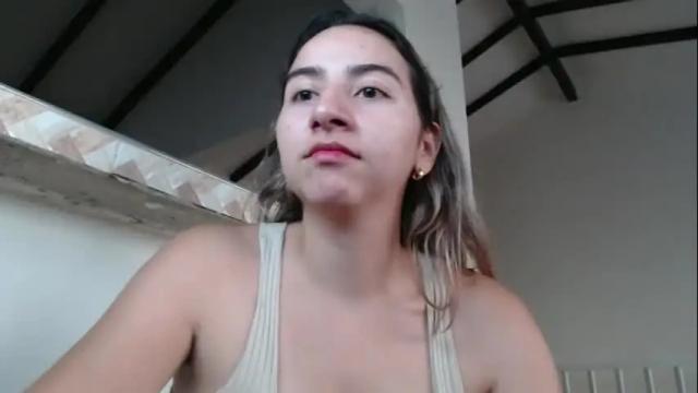 Image 8 of odette_brigh_ Stream on Chaturbate on 1 month ago