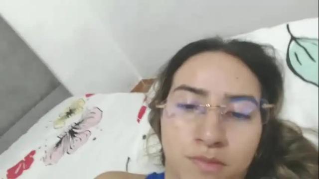 Image 8 of odette_brigh_ Stream on Chaturbate on 2 months ago
