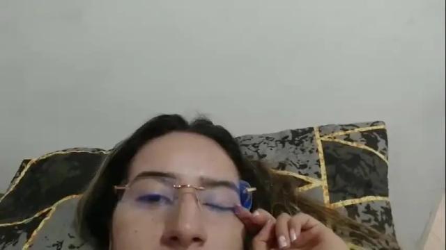Image 4 of odette_brigh_ Stream on Chaturbate on 1 month ago