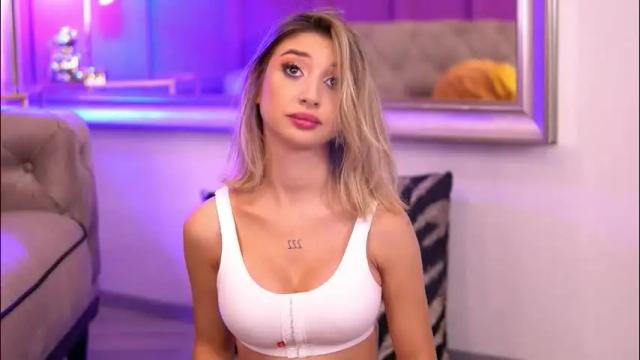 Thumbnail 1, odettebensen's Stream at Chaturbate, 2 months ago