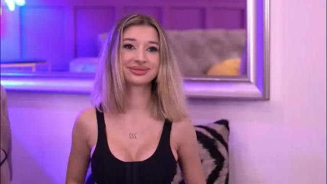 Image 6 of odettebensen Stream on Chaturbate on 1 month ago