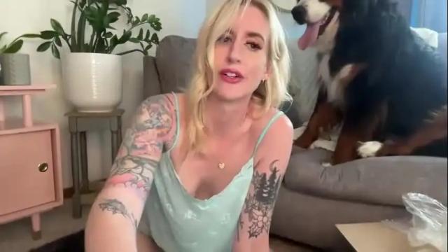 Image 2 of officiallyonlytams Stream on Chaturbate on 1 month ago