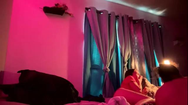 Image 3 of officiallyp Stream on Chaturbate on 1 month ago