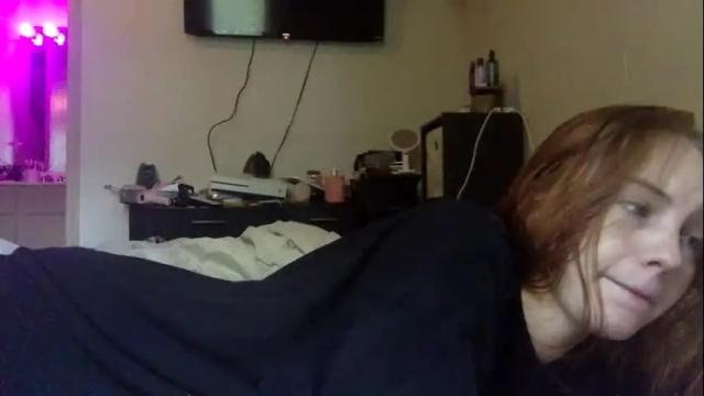 Image 3 of officiallyp Stream on Chaturbate on 1 month ago