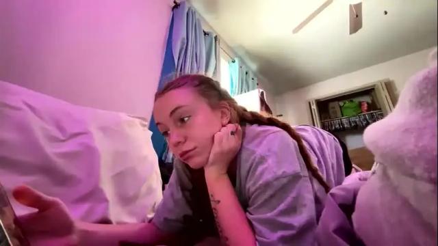 Image 4 of officiallyp Stream on Chaturbate on 25 days ago