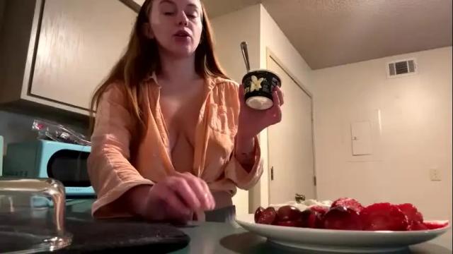 Image 2 of officiallyp Stream on Chaturbate on 13 days ago