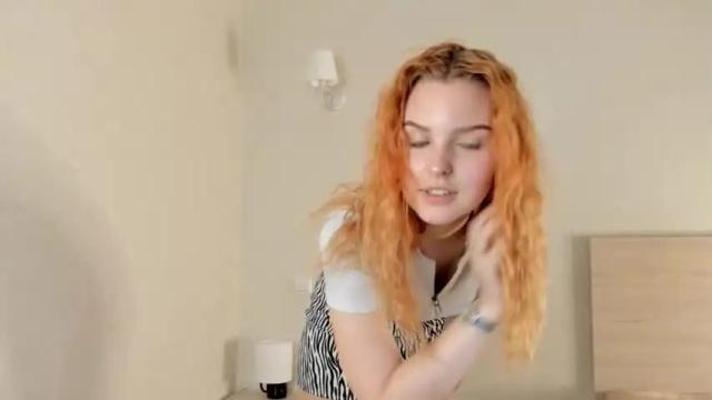 Image 7 of oh_ginger Stream on Chaturbate on 18 months ago