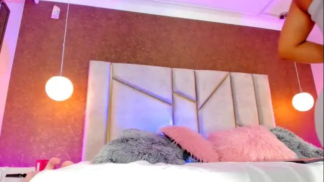 Image 10 of oh_hollyy Stream on Chaturbate on 25 days ago