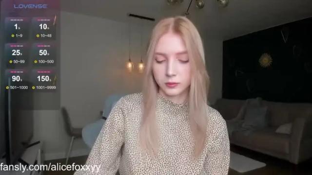 Image 3 of oh_honey_ Stream on Chaturbate on 16 months ago