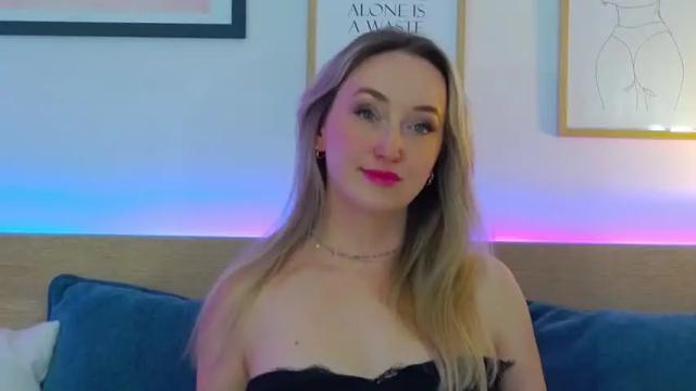 Image 4 of oh_kitty Stream on Chaturbate on 15 months ago