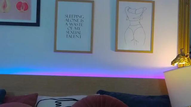 Image 11 of oh_kitty Stream on Chaturbate on 13 months ago