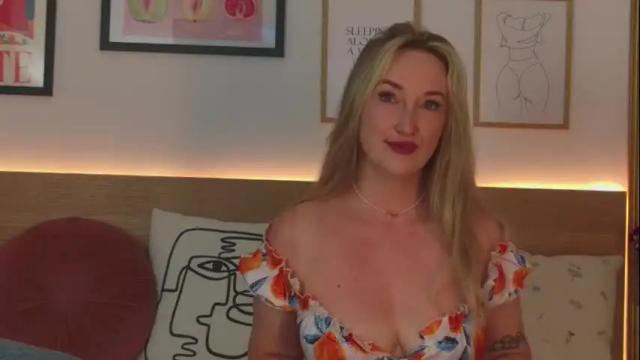 Image 12 of oh_kitty Stream on Chaturbate on 4 days ago