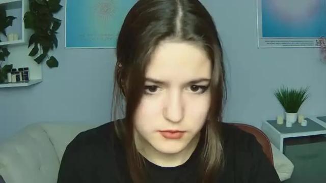 Image 3 of oh_myhannah Stream on Chaturbate on 13 months ago