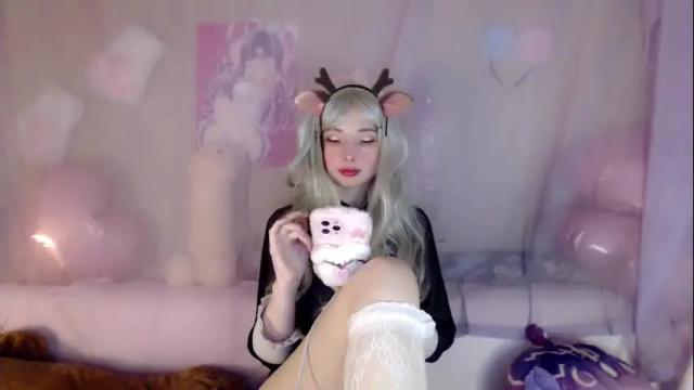 Image 2 of oh_pichuu Stream on Chaturbate on 3 months ago