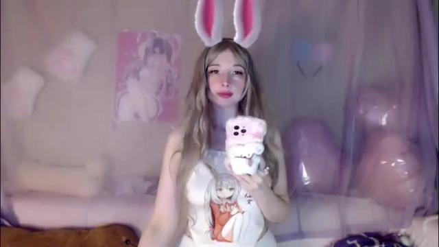 Image 2 of oh_pichuu Stream on Chaturbate on 2 months ago