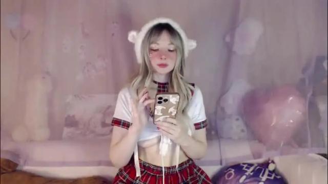 Image 8 of oh_pichuu Stream on Chaturbate on 2 days ago