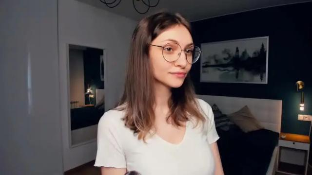 Image 6 of oh_sunny_ Stream on Chaturbate on 19 months ago
