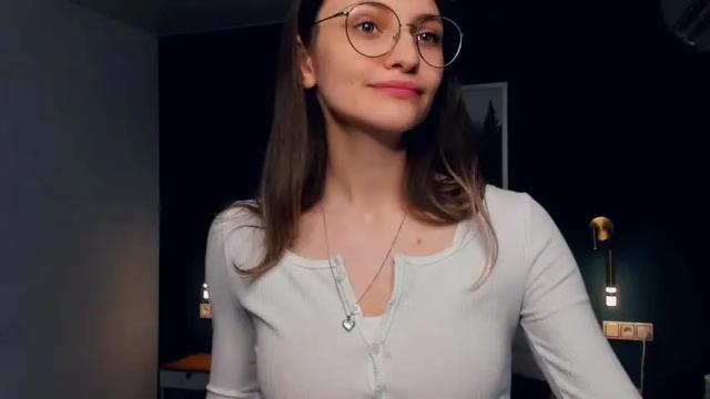 Image 7 of oh_sunny_ Stream on Chaturbate on 19 months ago