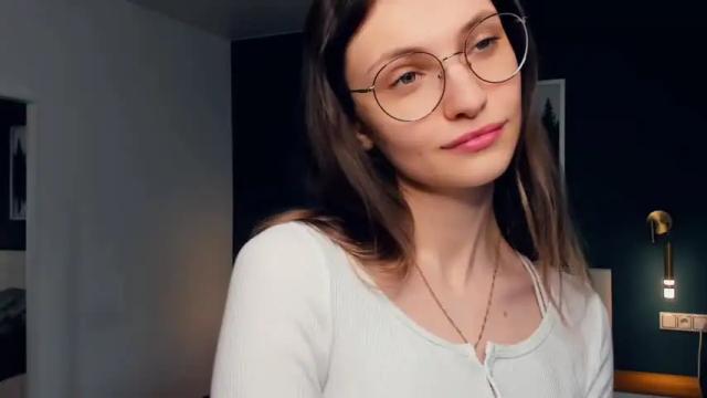 Image 11 of oh_sunny_ Stream on Chaturbate on 13 months ago