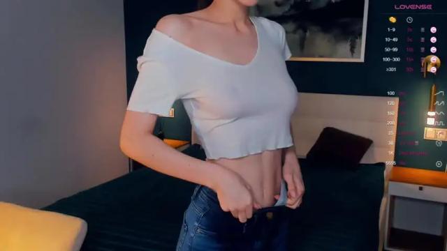 Image 11 of oh_sunny_ Stream on Chaturbate on 18 months ago