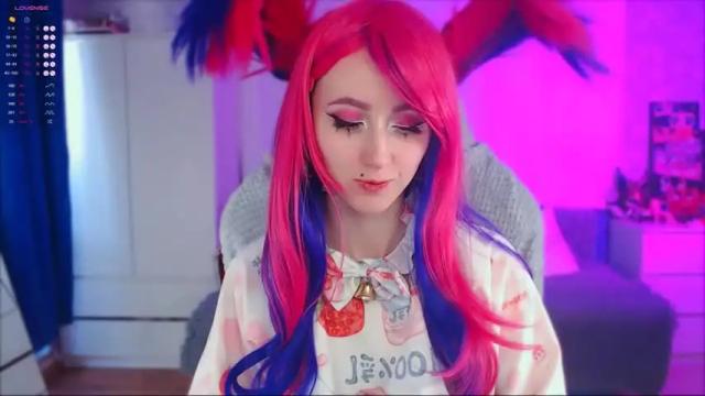 Image 4 of ohclementinee Stream on Chaturbate on 14 months ago