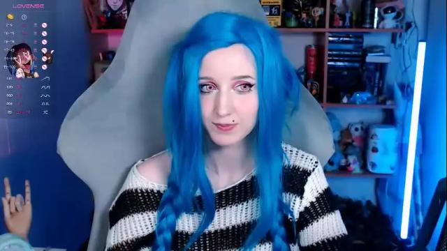 Image 8 of ohclementinee Stream on Chaturbate on 16 days ago