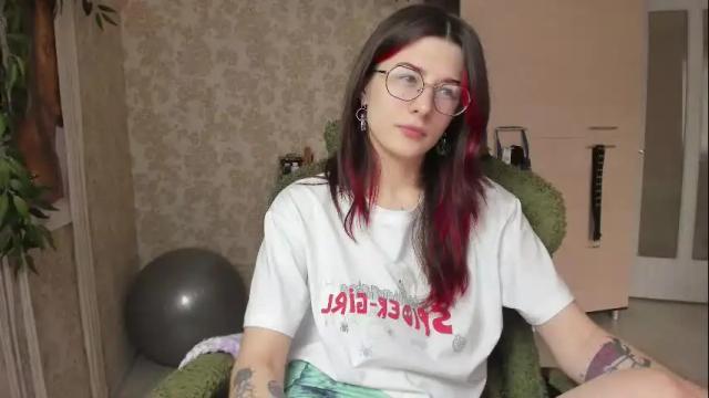 Image 6 of ohmygoddestkimmy Stream on Chaturbate on 1 day ago
