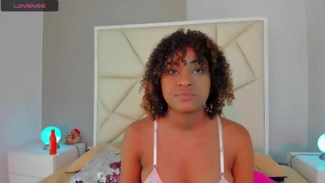 Image 6 of ohrianadenis Stream on Chaturbate on 15 months ago