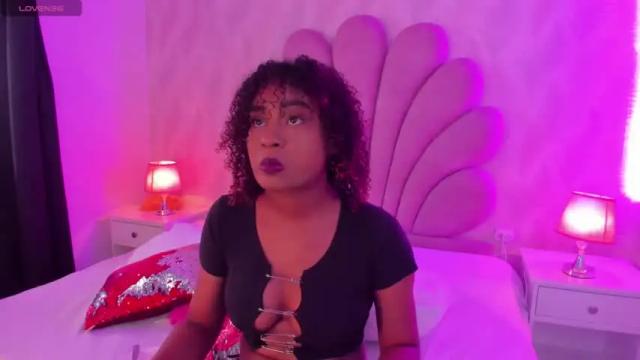 Image 11 of ohrianadenis Stream on Chaturbate on 21 months ago