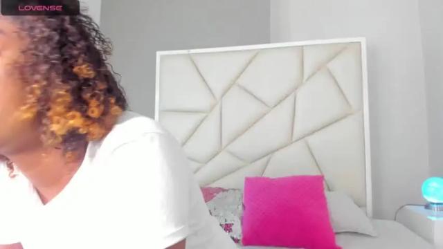 Image 10 of ohrianadenis Stream on Chaturbate on 15 months ago