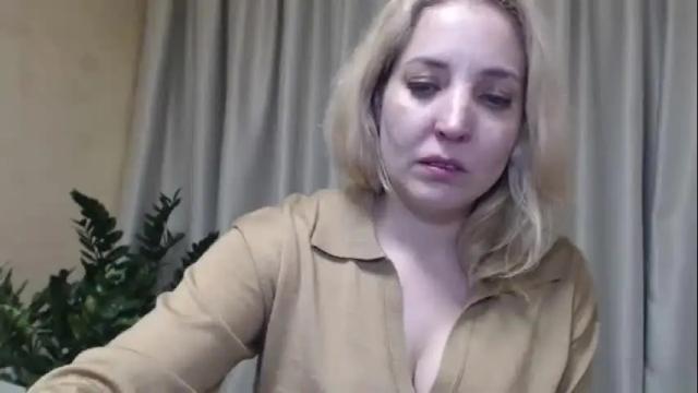 Image 11 of ohsweetmari Stream on Chaturbate on 1 month ago