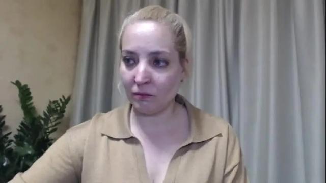 Image 10 of ohsweetmari Stream on Chaturbate on 1 month ago