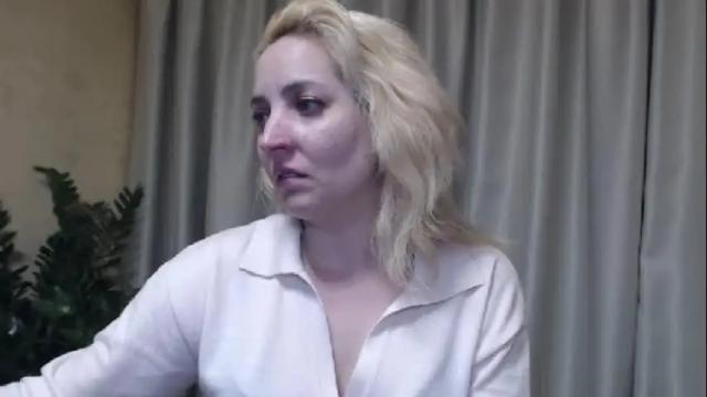 Image 4 of ohsweetmari Stream on Chaturbate on 1 month ago