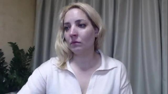Image 12 of ohsweetmari Stream on Chaturbate on 1 month ago