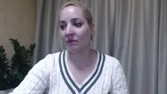 Image 8 of ohsweetmari Stream on Chaturbate on 1 month ago