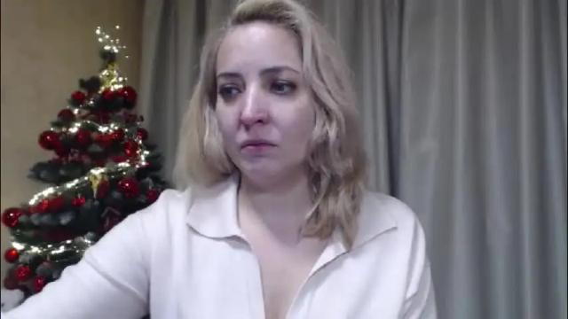 Image 3 of ohsweetmari Stream on Chaturbate on 23 days ago