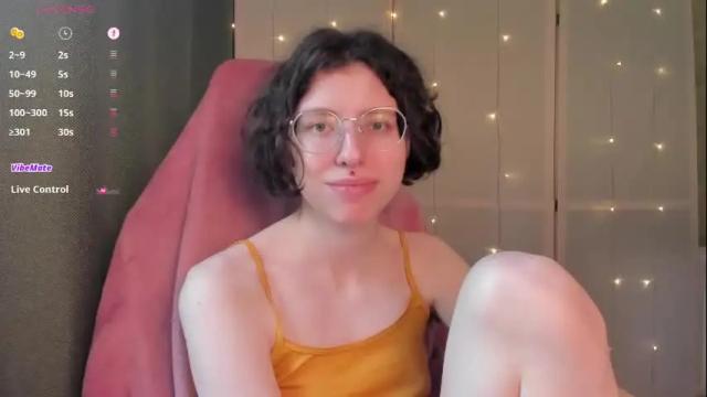 Image 7 of ohupendi_ Stream on Chaturbate on 13 days ago